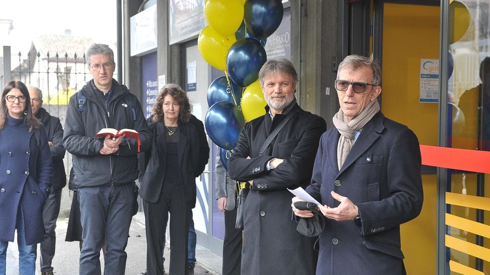 L’inaugurazione dello store di Gritti Energia in viale Savoia (Ribolini)