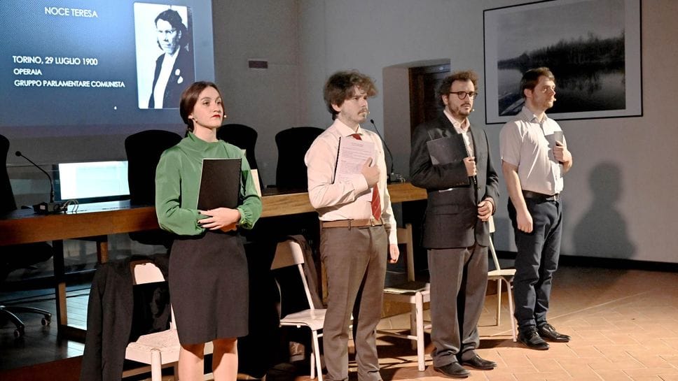 Lo spettacolo andato in scena sabato nella sala dei Comuni