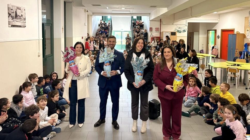 A Tribiano la Pasqua entra nelle scuole con la consegna delle uova di cioccolato