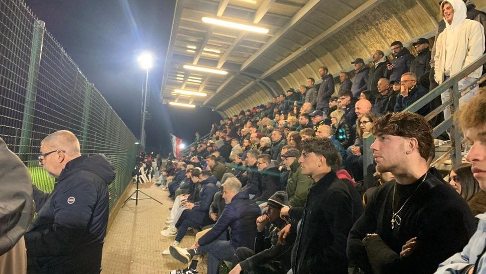 CALCIO Il Fissiraga sospinto dai suoi tifosi mette la testa avanti verso la finale di Coppa Lombardia