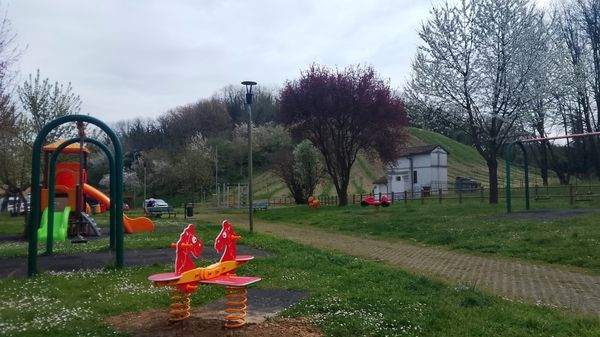 Nuovi giochi per i bimbi al parco “Gradella”
