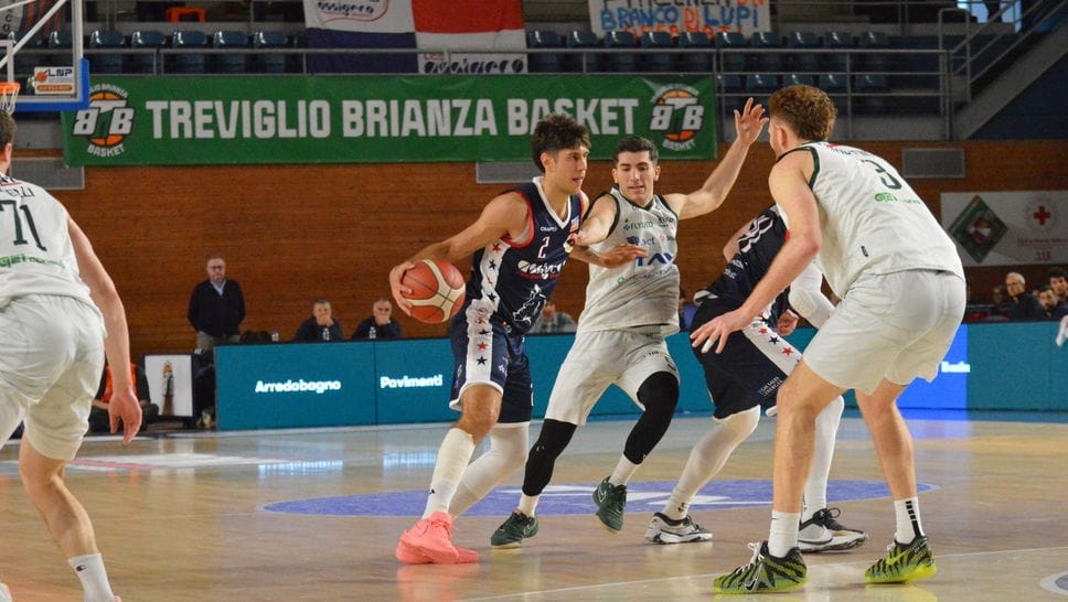 Leonardo Valesin imposta in attacco (foto Mallamaci)