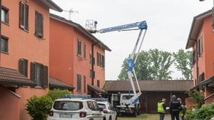 La zona dell’incidente sul lavoro con la gru utilizzata dall’operaio (Canali)