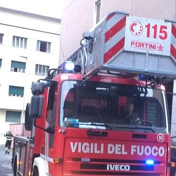 Anziana cade in casa: salvata dai vigili del fuoco