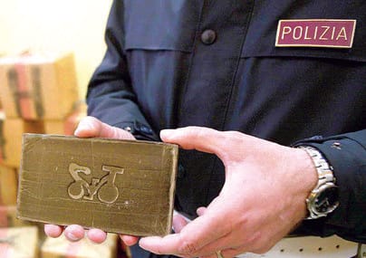 Aveva in casa 19 chili di hascisc: 50enne di Quartiano condannato a 4 anni e mezzo