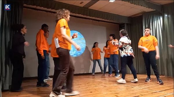 Stelle nel blu, spettacolo di Caos teatrale