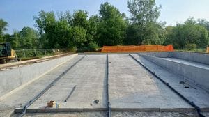 Belgiardino, ripartiti i lavori sulla vasca degli adulti in vista dell’estate 2026