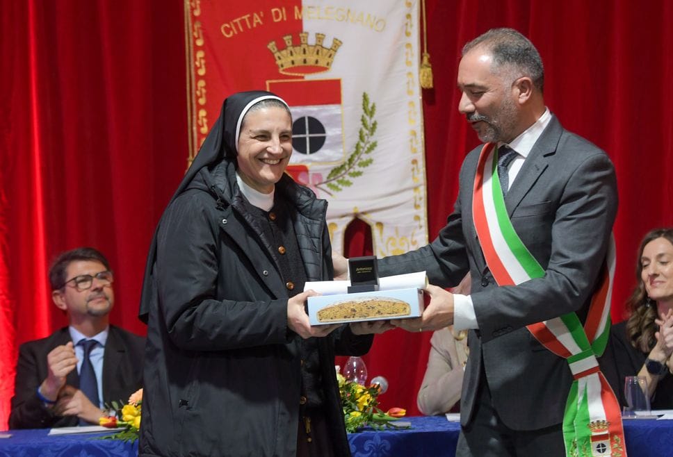 La “Perdonata” è Laura Stucchi, funzionaria dell’antincendio 