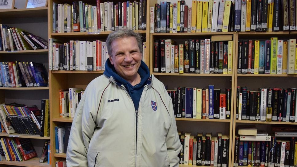 Raid al centro civico: rubati pc e bevande