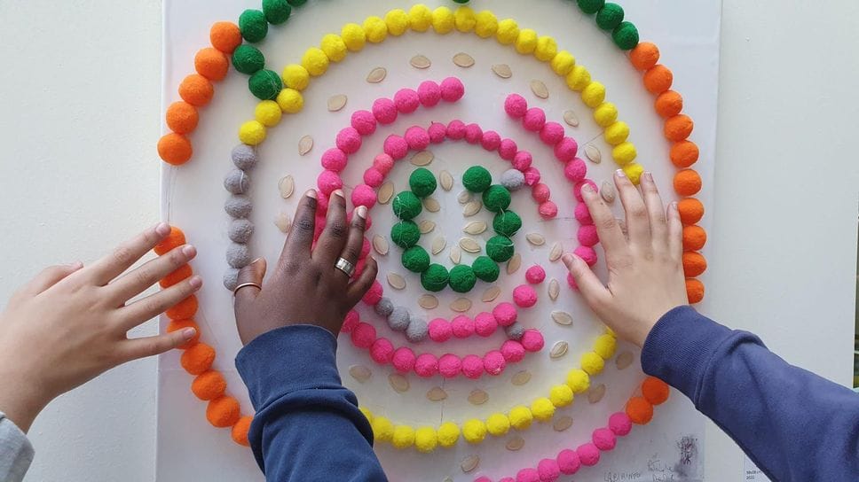 Torna a Lodi, il 24 aprile, “Si prega di toccare”