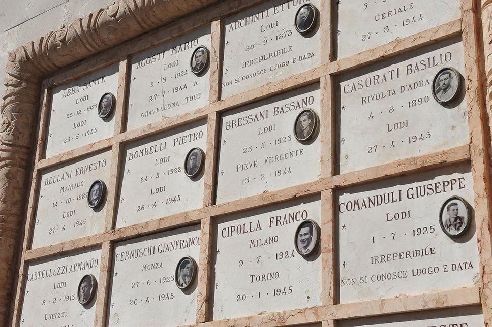 LODI Terminato il restauro, le lapidi dei caduti dell’antifascismo brillano per il 25 aprile VIDEO