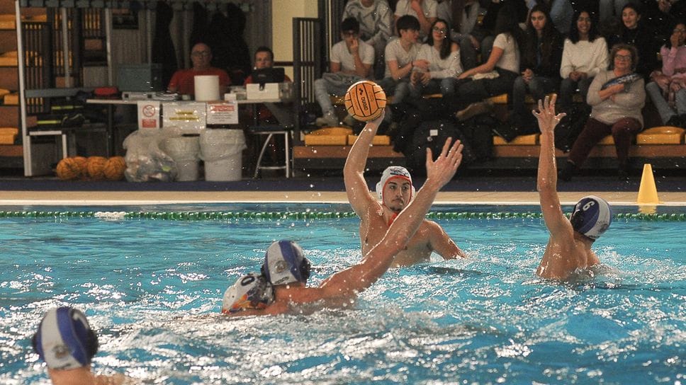 PALLANUOTO Lo Sporting Lodi la spunta sul Parma a 11 secondi dalla fine e balza in testa