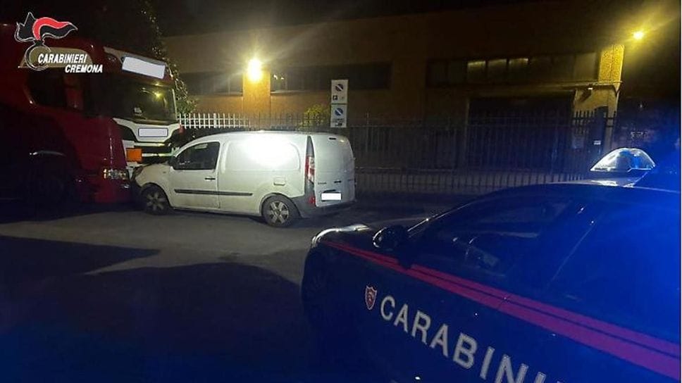 I ladri di rame si schiantano a Paullo