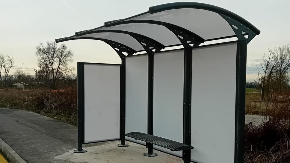 Paullese: pensiline ultimate, ma l’attesa per i bus continua