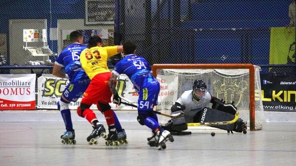 HOCKEY Iniziano i play off, per l’Amatori scatta il campionato del riscatto
