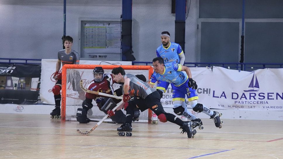 HOCKEY L’Amatori vince il primo round 4-2 sul ring di Viareggio