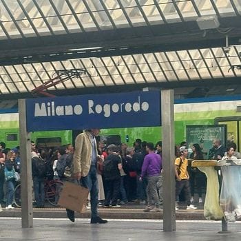 Treni in ritardo di 30 minuti, di 40 per chi deve andare a Lodi