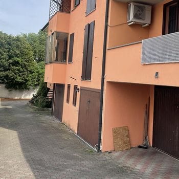 Una 77enne cade dal balcone, intervento immediato dei soccorsi