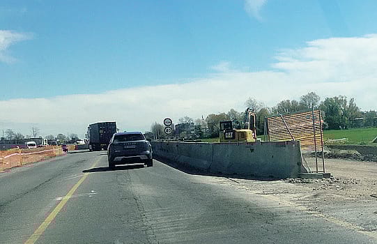 Paullese, una notte di stop in direzione di Milano per posare la nuova segnaletica