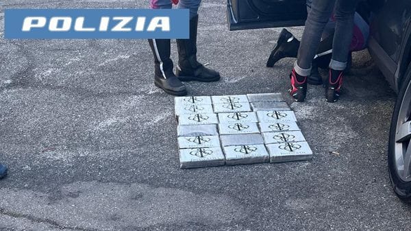 La polizia stradale di Guardamiglio sequestra 44 chili di cocaina