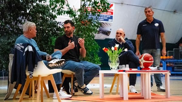 BASKET “Pippo”  Ricci presenta il suo libro al “Campus” Assigeco