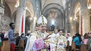 Pasqua, il vescovo Malvestiti: la carità vinca le devastazioni