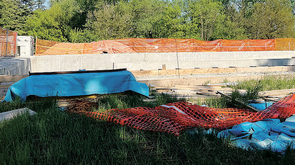 Via ai lavori in subappalto, a Lodi è corsa contro il tempo per completare la piscina al Belgiardino