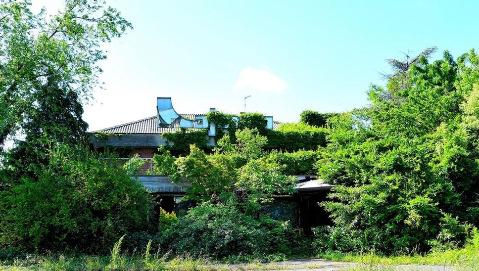 Ex Majorca, insegna sparita e lavori in ritardo: la fine entro aprile