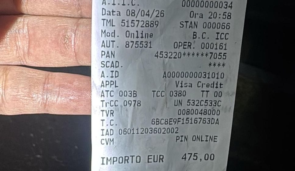 Officina mobile soccorre camionista e poi scappa: «Pericolo abusivi sull’A1»