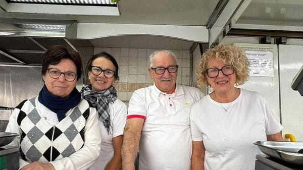 Sant’Angelo, le ultime ambulanti del pesce in pensione dopo quarant’anni