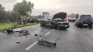 Frontale sulla 235 a Corte Palasio, atterrano due elisoccorsi. Sette feriti e strada bloccata