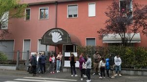 Stop al centro di accoglienza di San Giuliano, in 50 trasferiti da via Gorky