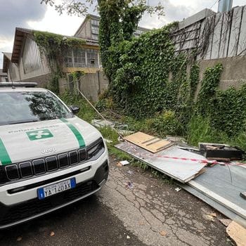 Rifiuti illegali a Sesto Ulteriano: telecamere incastrano imprenditore