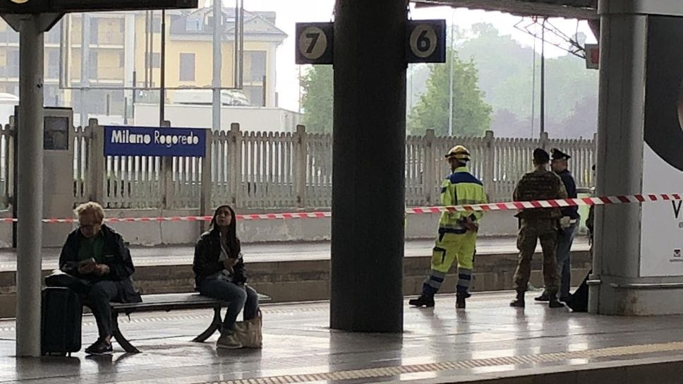 Un uomo travolto dal treno, ancora una vittima in stazione a Rogoredo