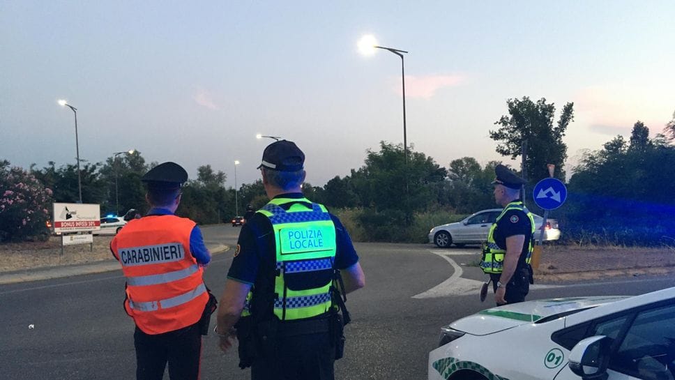 Vendita degli alcolici fuori orario, giro di vite della polizia locale a Paullo
