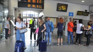 Nel mondo come sui treni, siamo vicini ma distanti
