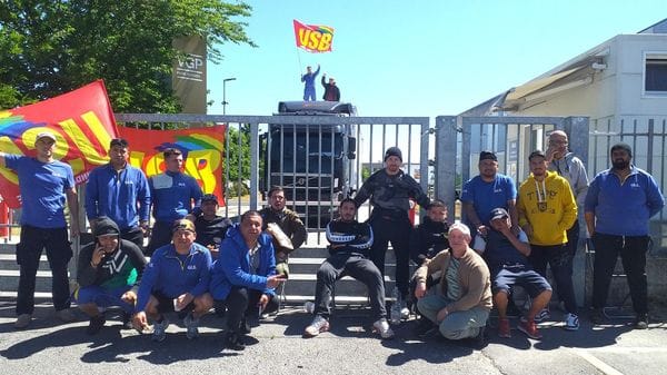 Protesta a Sordio per la Gls di San Giuliano: «Grazie al Prefetto di Lodi ma l’azienda offre troppo poco»