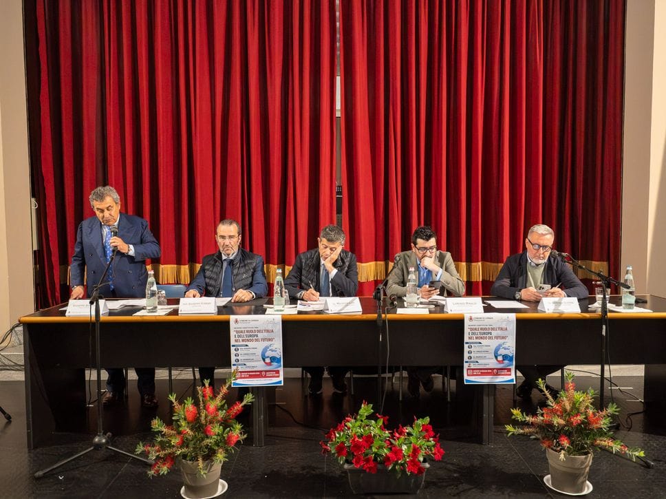 Italia-Ue, Guerini e Lupi a confronto - Le immagini e le frasi salienti