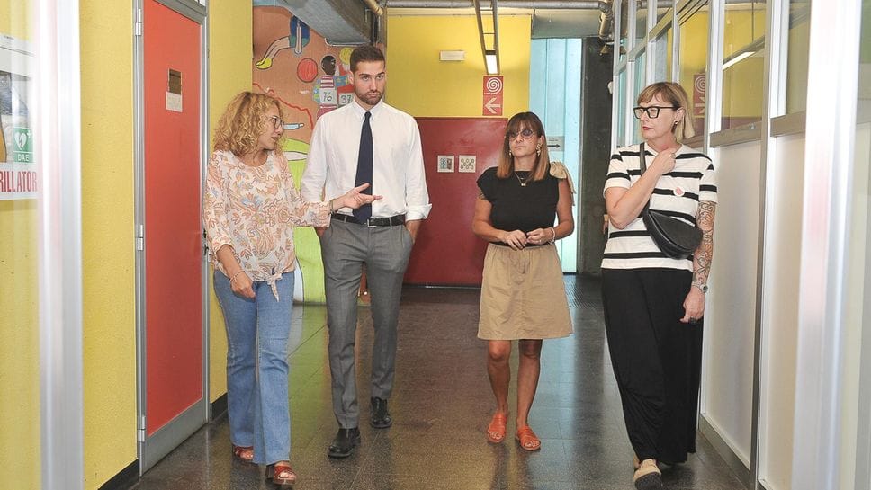 Arrivano i fondi regionali per rifare la scuola Arcobaleno: il plesso chiude per un anno per il cantiere