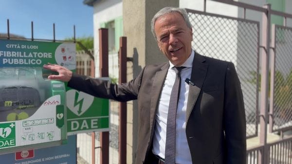  Un nuovo defibrillatore per l’Emporio Solidale di Lodi