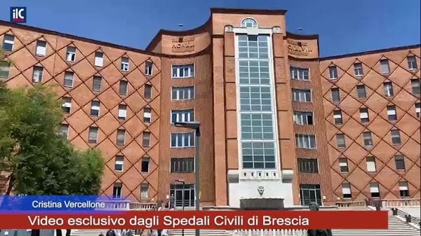 Dagli Spedali Civili di Brescia, dove è ricoverata la donna accoltellata a Castelgerundo