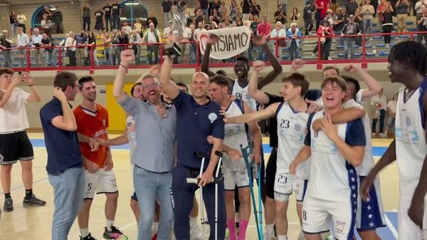 basket Robur et Fides 2025/2026 - festa con la Coppa