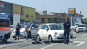 Ciclisti investiti nelle vie Cavallotti di Lodi e di Casale, traumi e fratture