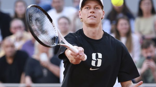 Roland Garros, oggi Sinner al debutto contro Tabur