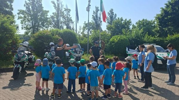Piccoli esploratori alla scoperta della polizia locale