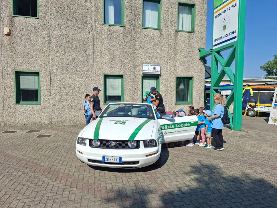 Piccoli esploratori alla scoperta della polizia locale