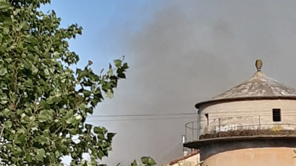 Lite tra famiglie in via Togliattisedata di notte dai carabinieri - Perde il controllo del motorinoe si schianta in un fosso - Incendio di rotoballe, danni a Cascina Nuova