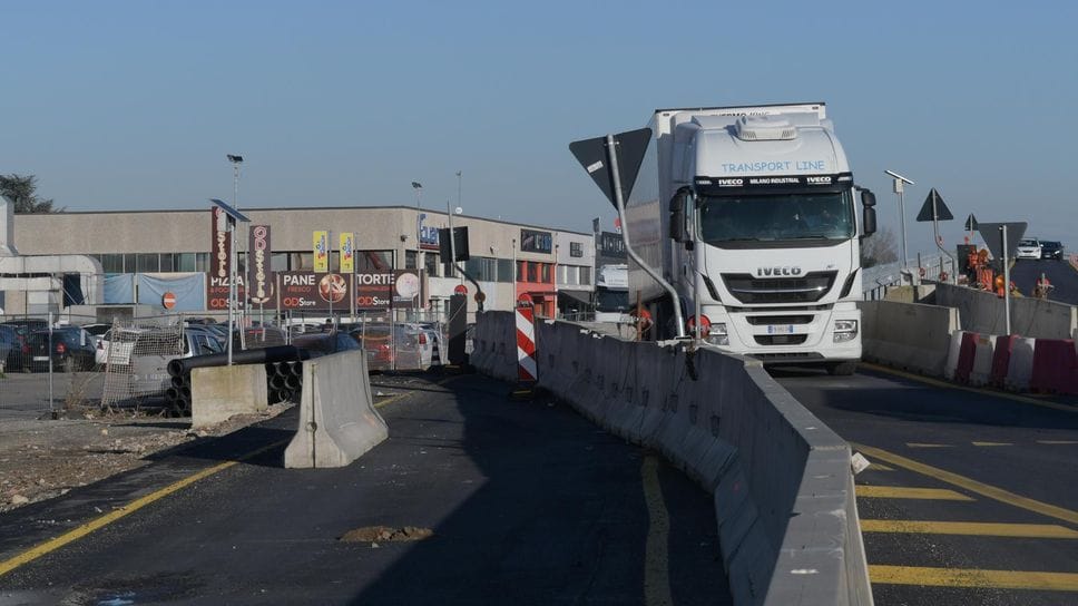 Paullese, fine lavori rinviata, esplode la protesta