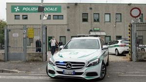 PESCHIERA Telefono alla guida, ritirate già 130 patenti