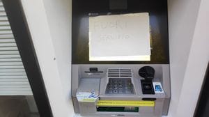 Tribiano, Postamat scassinato nella notte
